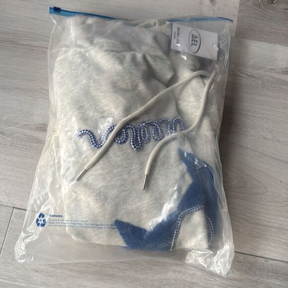 AELFRIC EDEN STELLARIS EMBROIDERED HOODIE SIZE SMALL GREY NWT in packaging - Picture 6 of 7